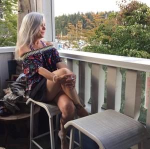 Meet your Posher, Debbra